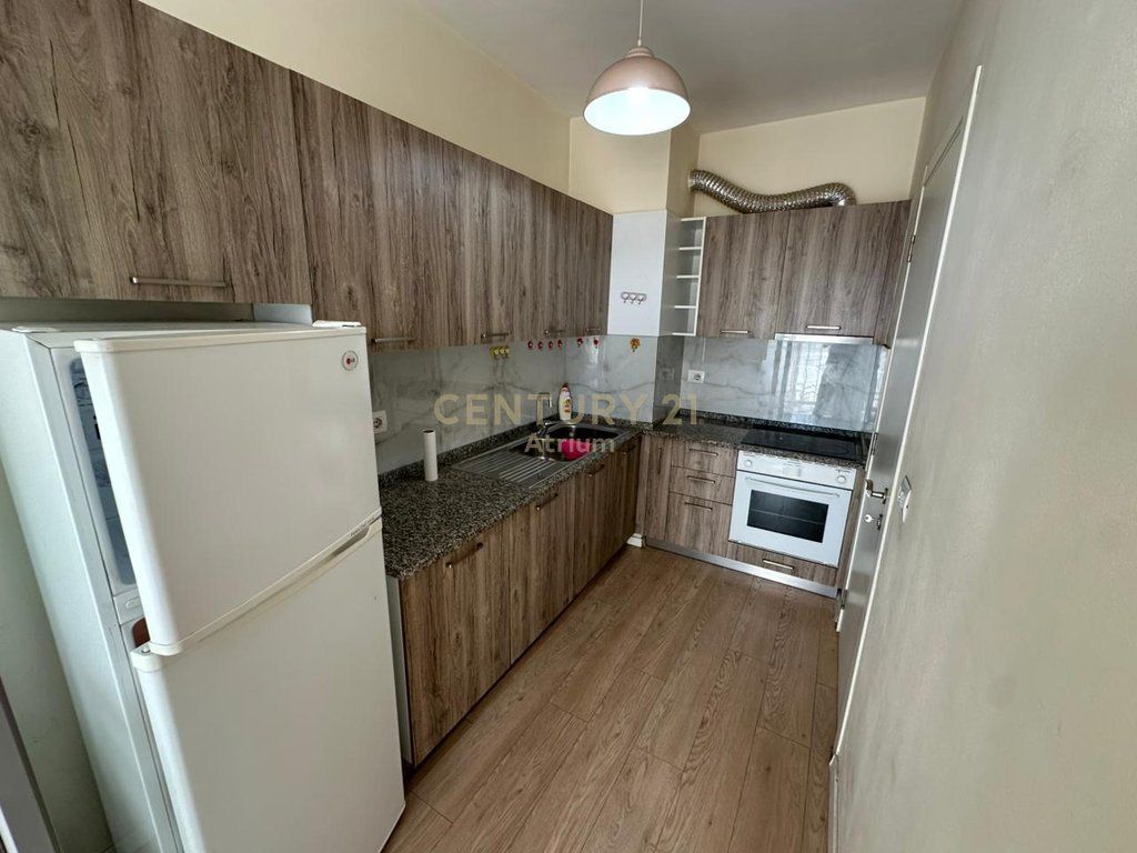 JEPET ME QIRA APARTAMENT 2 + 1 PRANE MATERNITETIT TE RI