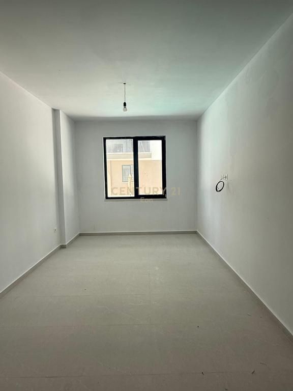 Appartamento 1+1 in Vendita a Mali i Robit !
