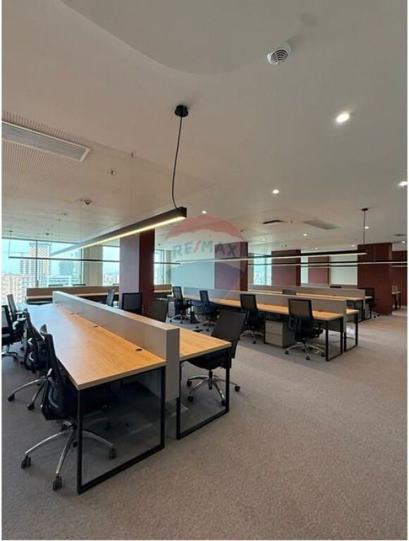 UFFICIO DI LUSSO IN AFFITTO DOWNTOWN ONE !