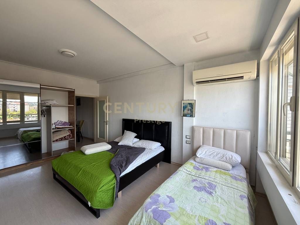 APARTMENT 2+1+2 FOR SALE, "ALI VISHA" STREET, NEAR THE ELECTRIC MARKET, TIRANA!