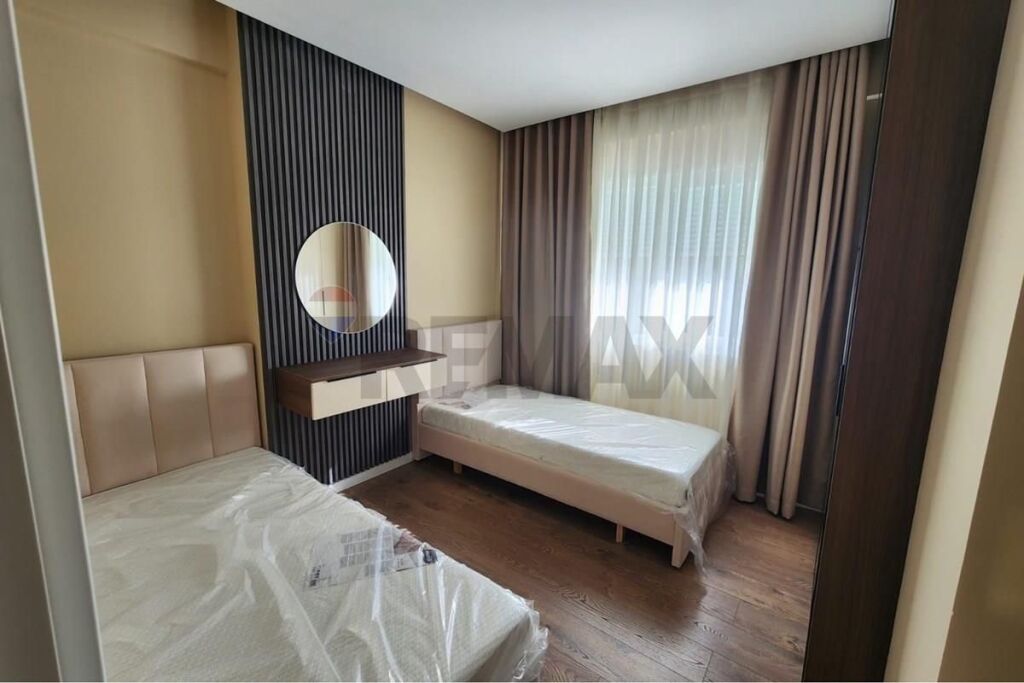 Apartament me qira në zonën e Xhamllikut