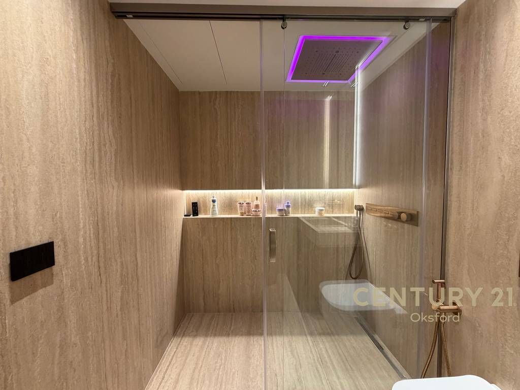 🏙️ Luxury Apartment 2+1 for Sale with Parking Spot in Downtown Tirana | 24th Floor | View of Air Albania Or:
