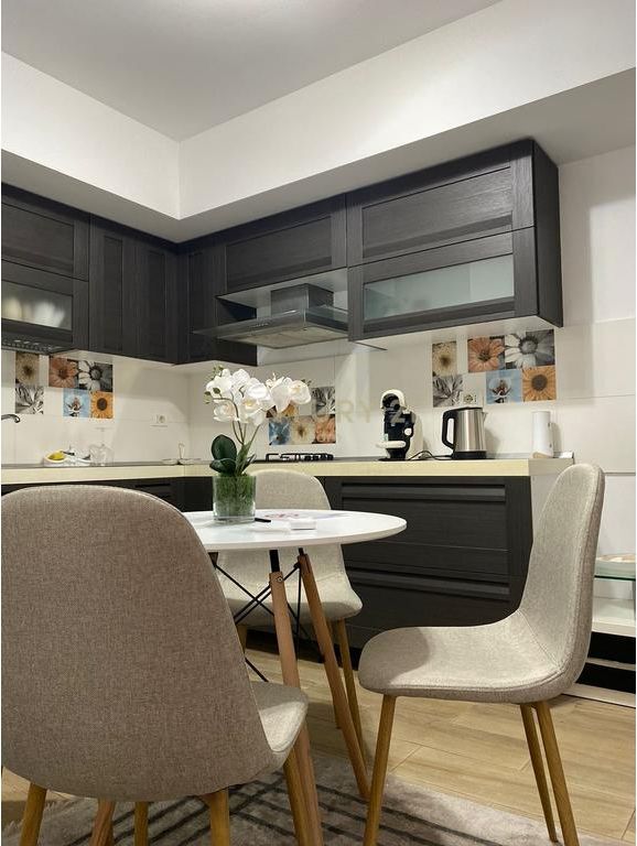 4+1 apartment for sale near Delijorgji Complex, on the edge of Bajram Curri Boulevard