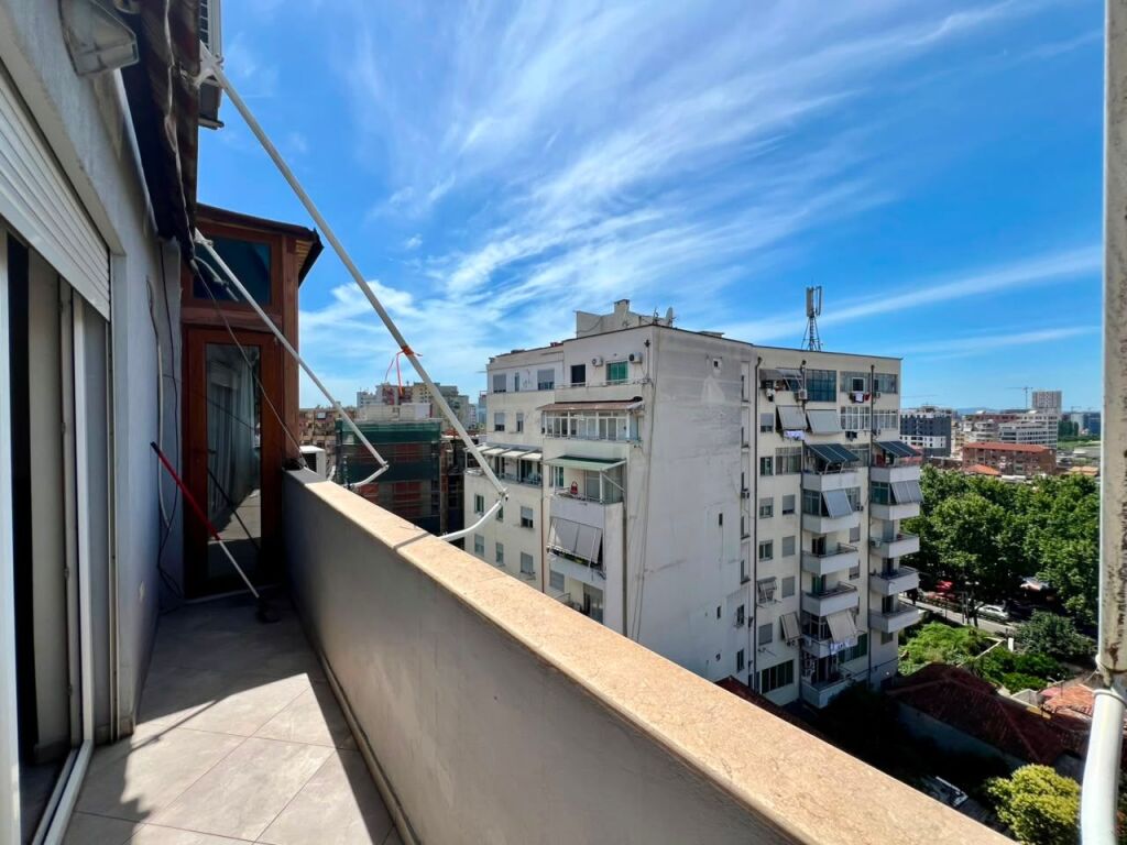 Qira, Apartament 2+1 "Rr.Siri Kodra" - Tiranë