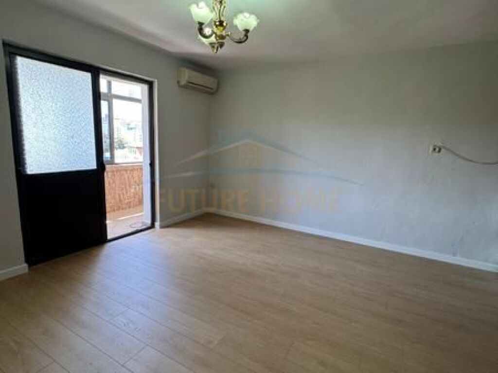 For sale, Apartment 1+1, Ali Demi, Tirane