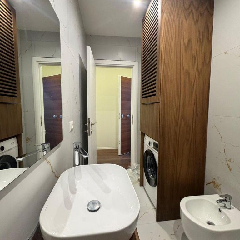 🏡✨ Apartament 2+1 + Post Parkimi me Qira – Xhamllik ✨🏡
