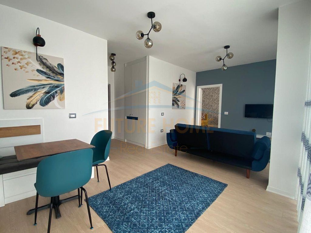 Qera, Apartament 1+1, Komuna e Parisit, Tiranë
