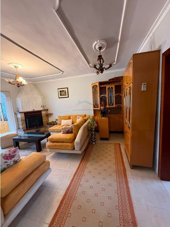 Qera, Apartament 2+1, Bulevardi Zhan D'Ark,Tiranë
