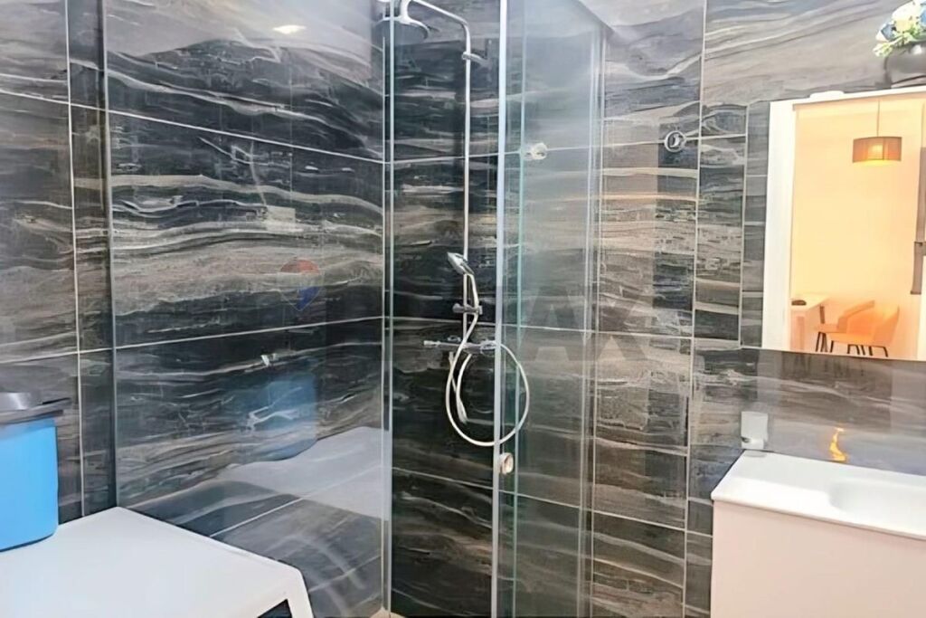 Apartament 1+1 me qera tek Foleja e Gjelber