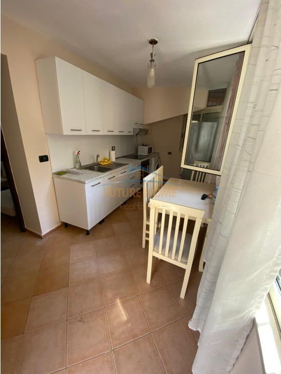 Qera, Apartament 2+1, Rruga Hoxha Tahsim Tirane