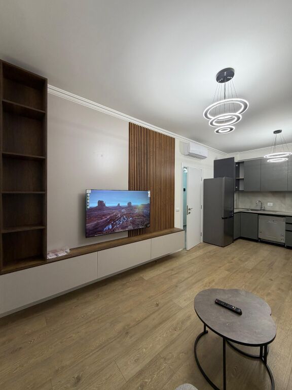 Apartament 1+1 per qera tek komuna e parisit  📍Niku