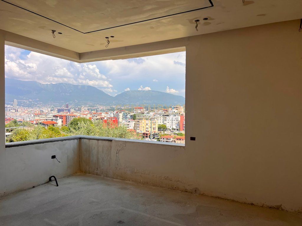 ‼️2-STORY VILLA FOR SALE IN ALEKSANDROS RESIDENCE – WITH PANORAMIC VIEW OF TIRANA‼️