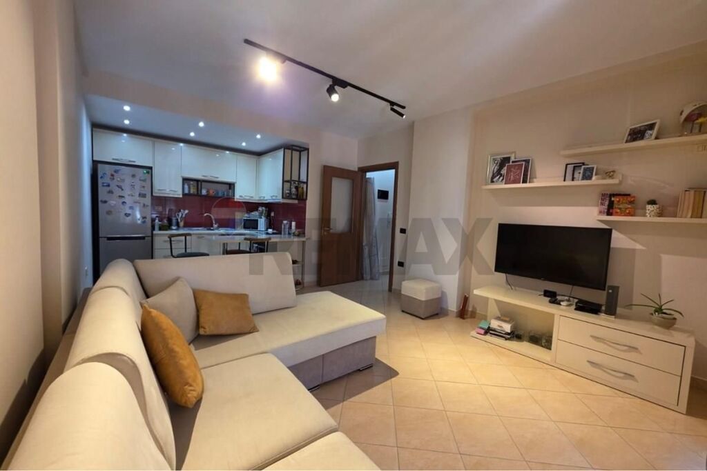Appartamento - In Vendita - Viale Kashar, Tirana