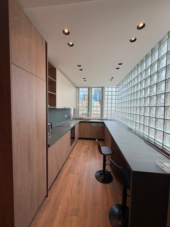 Kreu / Pronat / CITY70518  Kërko Për Apartamente, Toka, Vila, Zyra Për Shitje Ose Qira  Qera, Apartament 3+1+2, Myslym Shyri, Tirane.