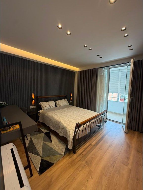 Rent, Apartment 3+1+2, Myslym Shyri, Tirane.