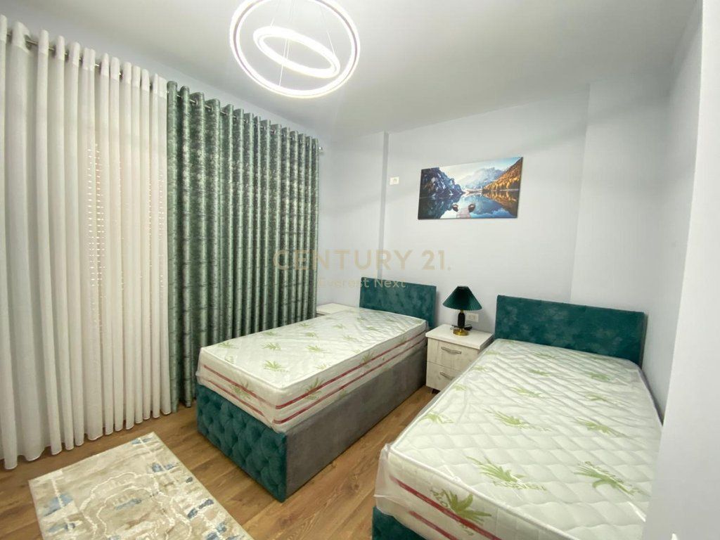 Apartament 2+1 per Qira tek Ish-Parku (rr.Frosnina Plaku)