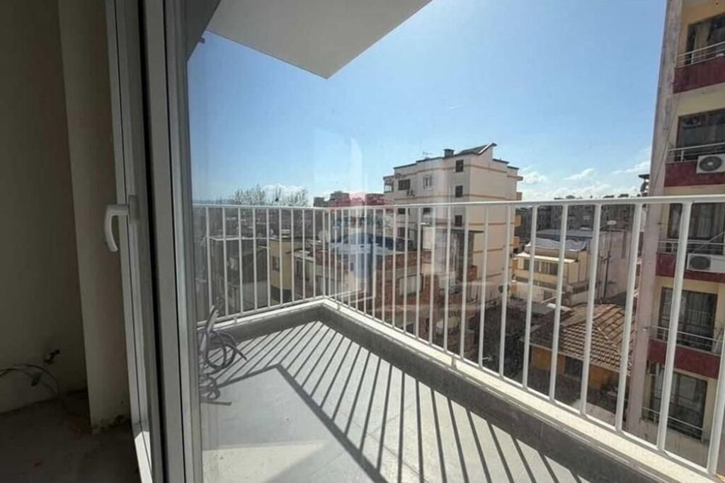 Apartment - For Sale - Sheshi Shtraus, Tirana(ID: 530191068-265)