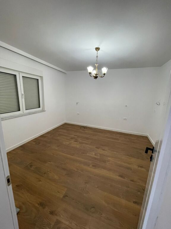 🏢 APPARTAMENTO 1+1 IN AFFITTO – VICINO AIR ALBANIA