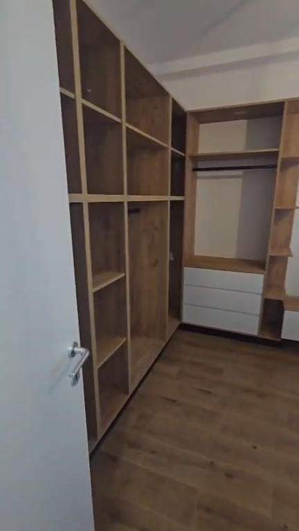 Apartament 1+1 per qera Univers City !