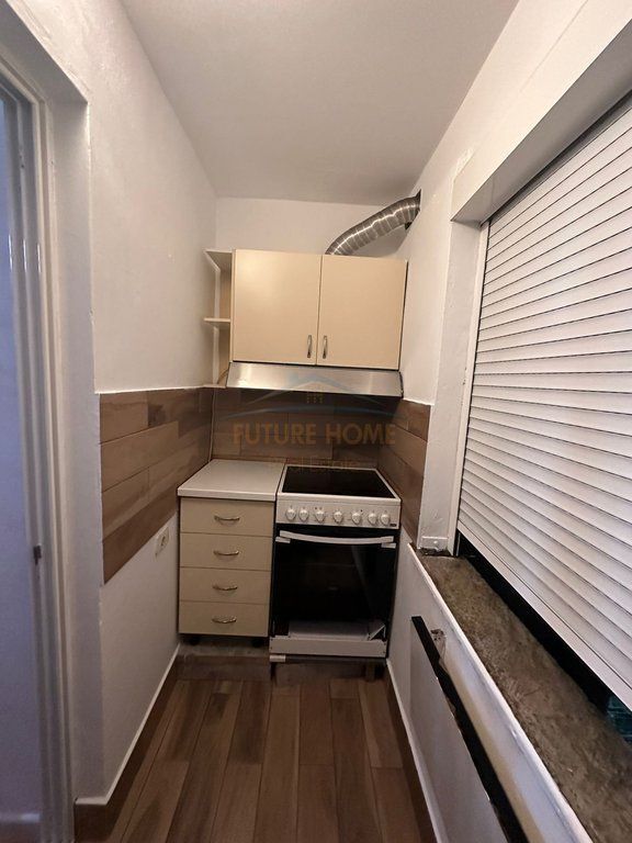 Qira, Apartament 2+1, Pallatet Shallvare, Tiranë