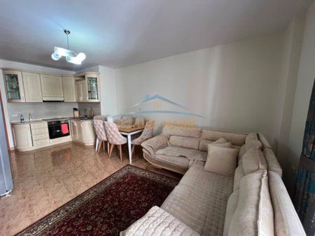 In vendita, Appartamento 2+1, Vicino al Complesso Delijorgji, Tirana.