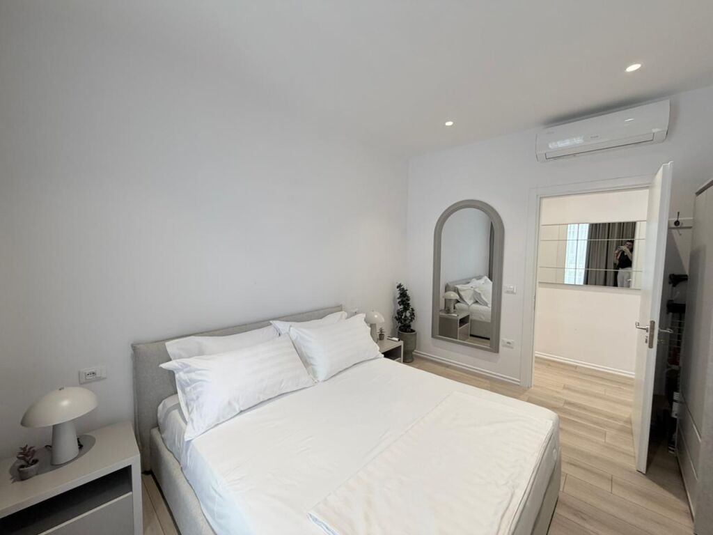 🏡 APARTMENT FOR RENT 1+1 + PARKING SPACE – PARIS MUNICIPALITY💰 Price: 105,000 Lek/Month