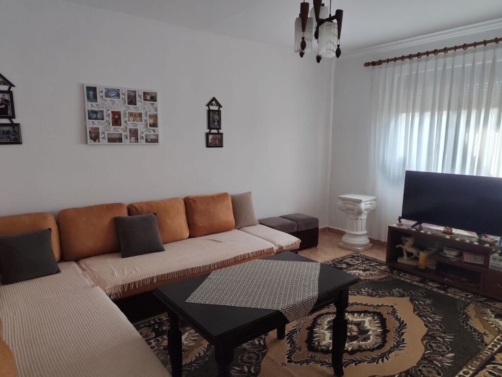 Sale | Apartament 1 + 1 | Shkolla e Bashkuar | 80000 €
