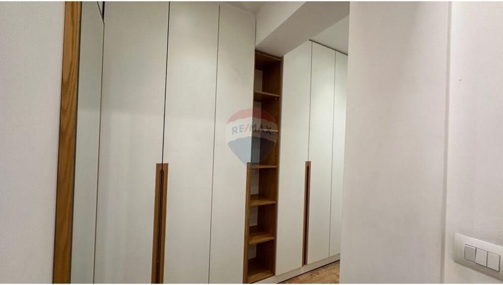 Apartament per qira 1+1 , 21 Dhjetori