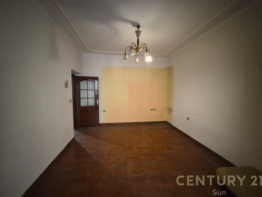 Appartamento 3+1+2 con Deposito e 2 Balconi in Vendita presso l'ex Parco Autobus – 240.000 €