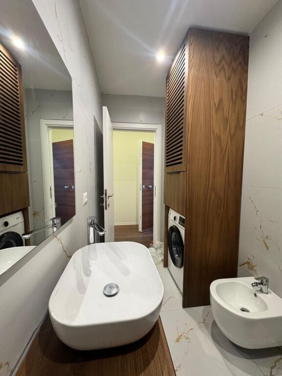 🏡 JEPET ME QIRA APARTAMENT 2+1 + 🅿️ NË XHAMLLIK