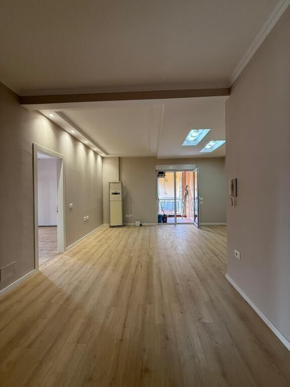 Apartament 2+1 ne shitje , Xhamllik - Widok 2