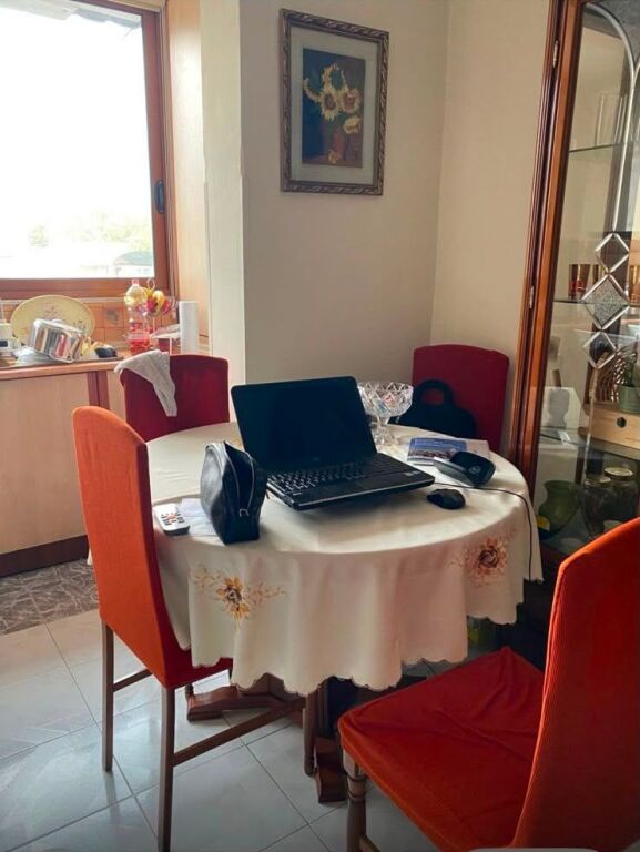 🏡 Jepet me Qera Apartament 2+1 ne Medrese Rruga Dibres afer Qendres, 500 MIJE LEKE
