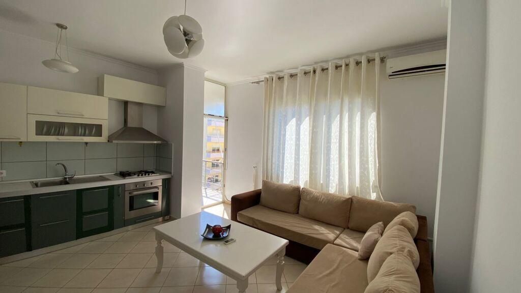 VENDESI APPARTAMENTO 2+1+2+ VERANDA ILIRIA SPIAGGIA DURRES 125000