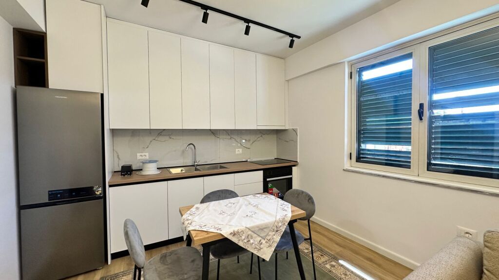 Apartament 1+1 per qira , 21-Dhjetori
