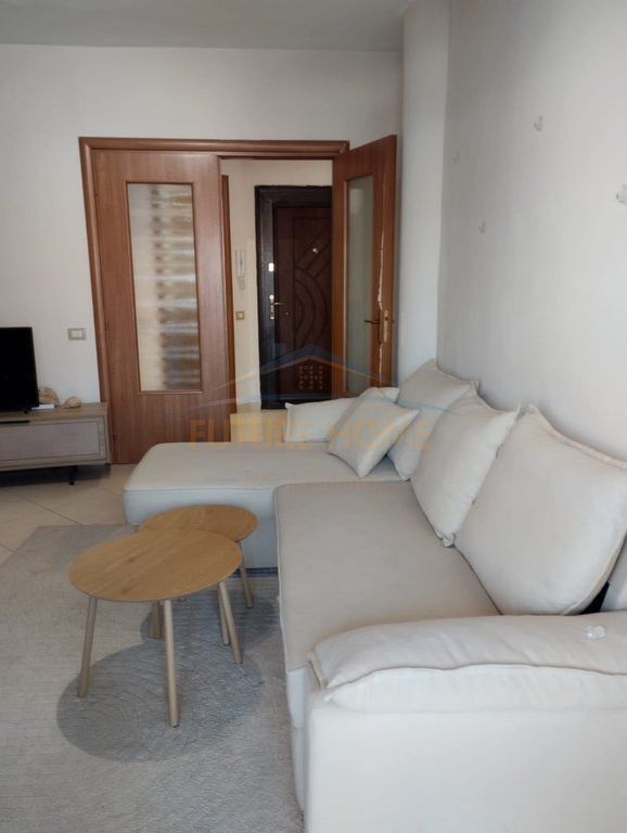 Affitto, Appartamento 1+1, Spiaggia Hekurudha, Durres.