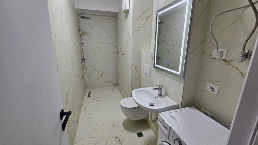 5 Maj (Bar Oda) Jepet  Apartament me Qera 1+1