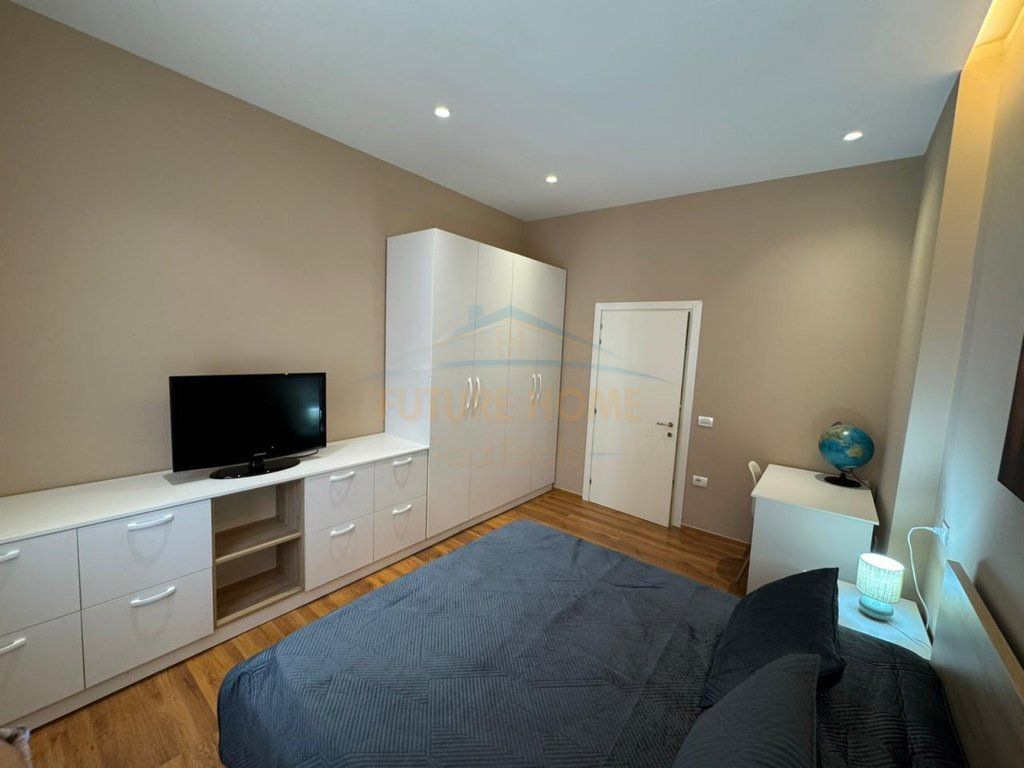 Qera, Apartament 2+1, Bllok, Tiranë.