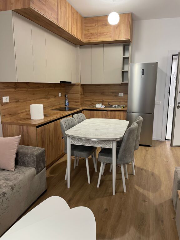 Apartament 1+1 me qira