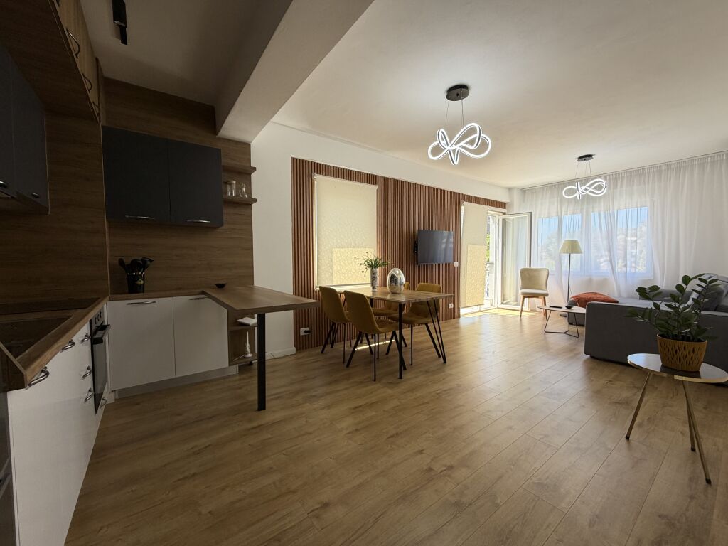 Apartment for sale 1+1 in Golem