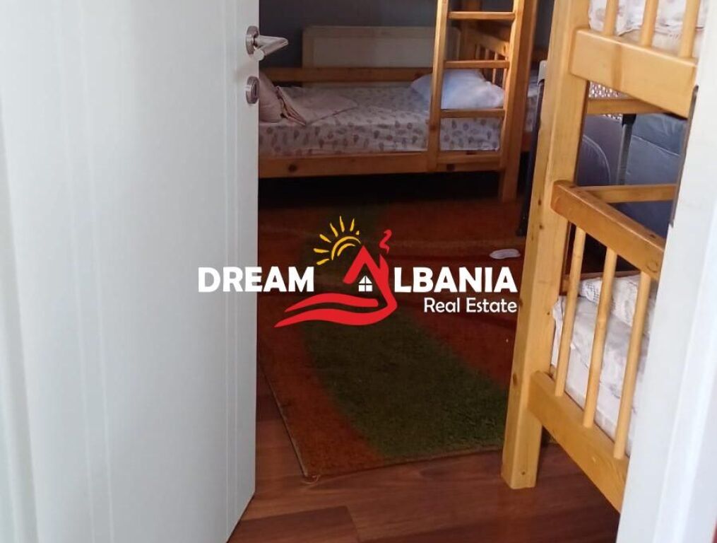 Jepet ambient bisnesi ne nje kate vile ne Sauk (ID4251462 ) f
