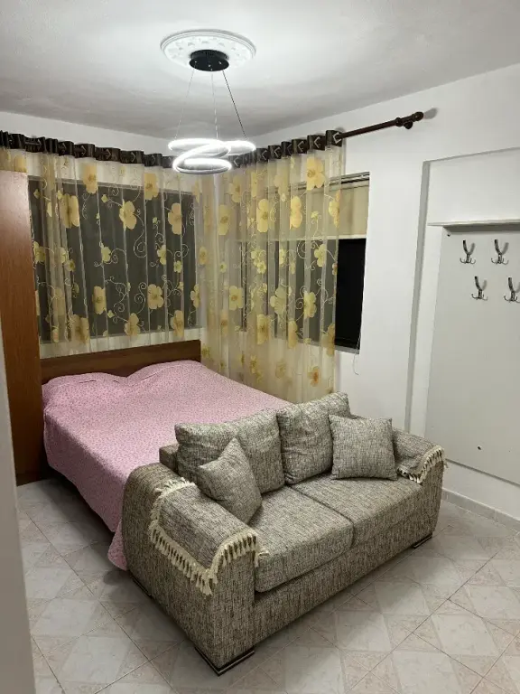 Qera | Garsoniere | Komuna e Parisit | 450 €/muaj