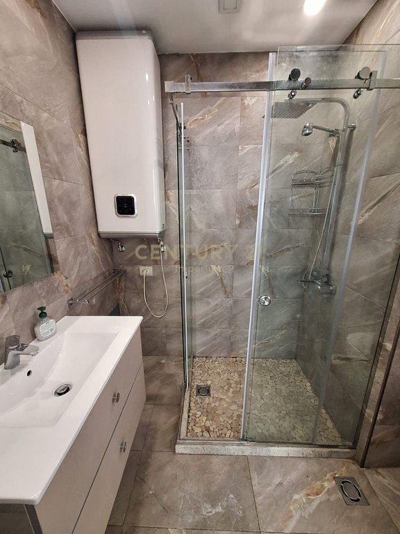 Apartment 3+1+2 + parking space for rent in Bllok!