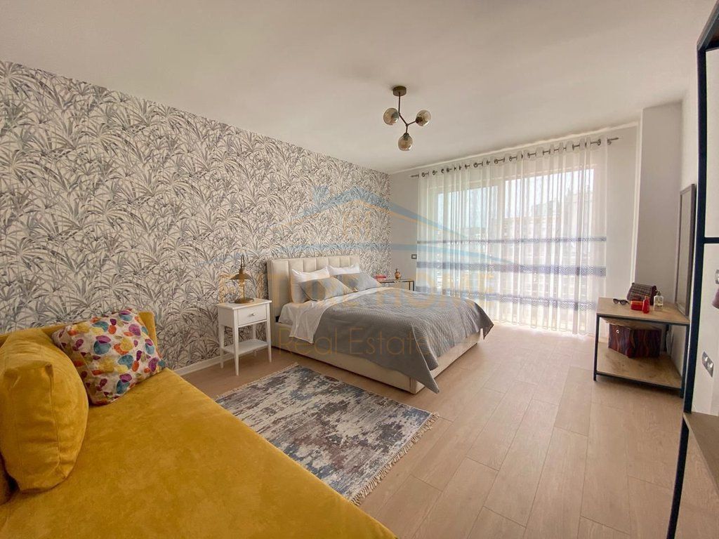 Qera, Apartament 1+1, Komuna e Parisit, Tiranë
