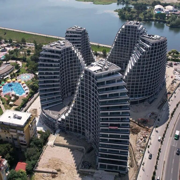 🏢 Zyrë 2+1 me Qira – Lake View Residence, Liqeni Artificial ✨
