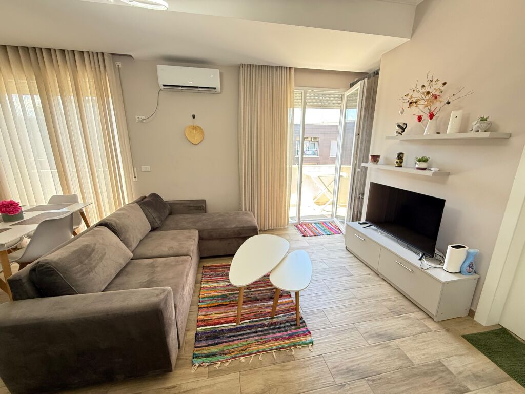 Apartment me qera 1+1 tek Selvia (ID B2101754) Tirane.