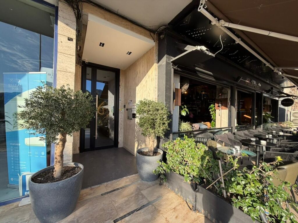 🏢 In Affitto: Attico (Penthouse) 📍Rr. Kosovareve - Zona Lago (Uni Barleti) 2+1+2 Balconi &amp; Terrazza utilizzabile | 1.500€/mese