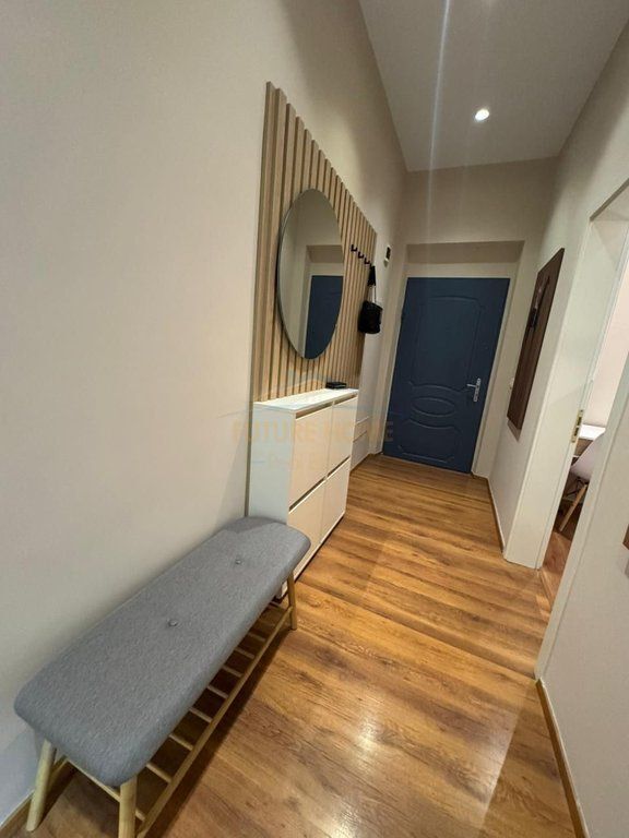 Qera, Apartament 2+1, Bllok, Tiranë.