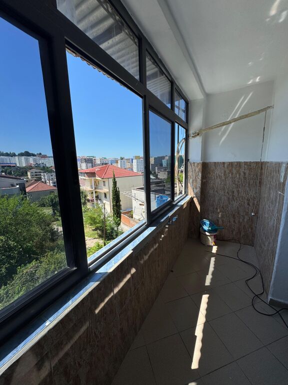 Shitet,Apartament 1+1, Ali Demi