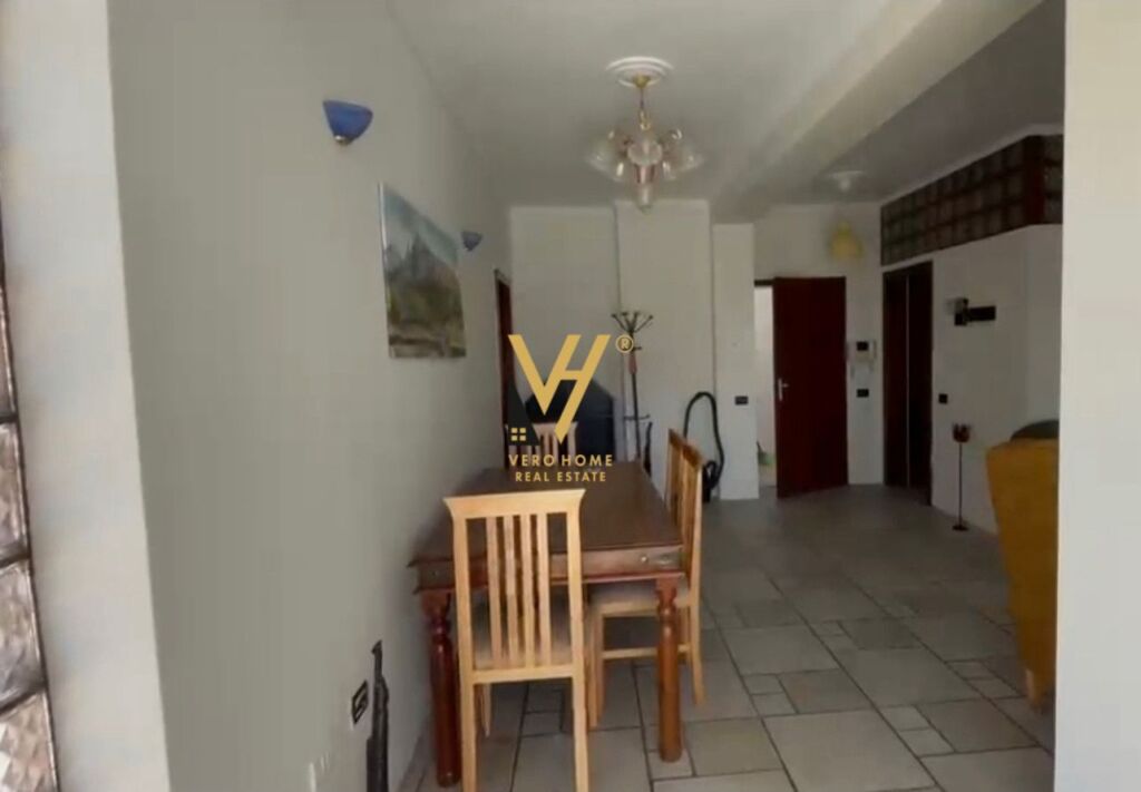 JEPET APARTAMENT 1+1+VERANDE ME QERA TEK OXHAKU 50.000 LEKE