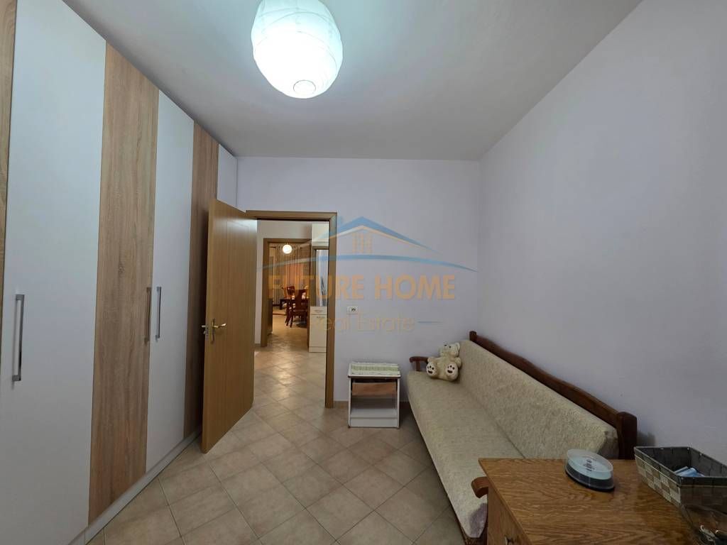 Qera,Apartament 2+1+2,Unaza e Re 475 €